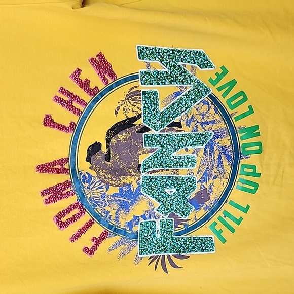 Fiona Chen Tee - Picture 2 of 5